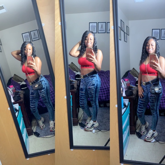 Meet your Posher, Destiny - Picture 3 of 8